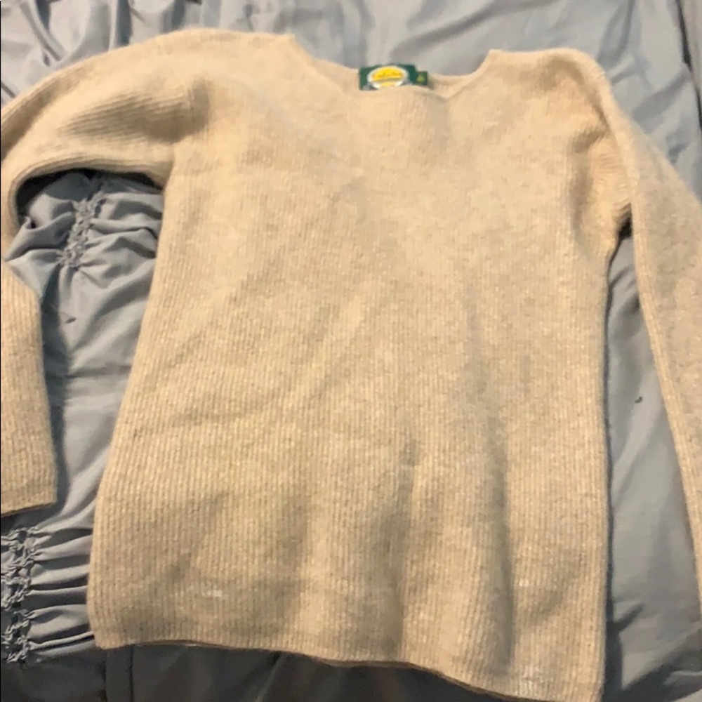 Cashmere sweater